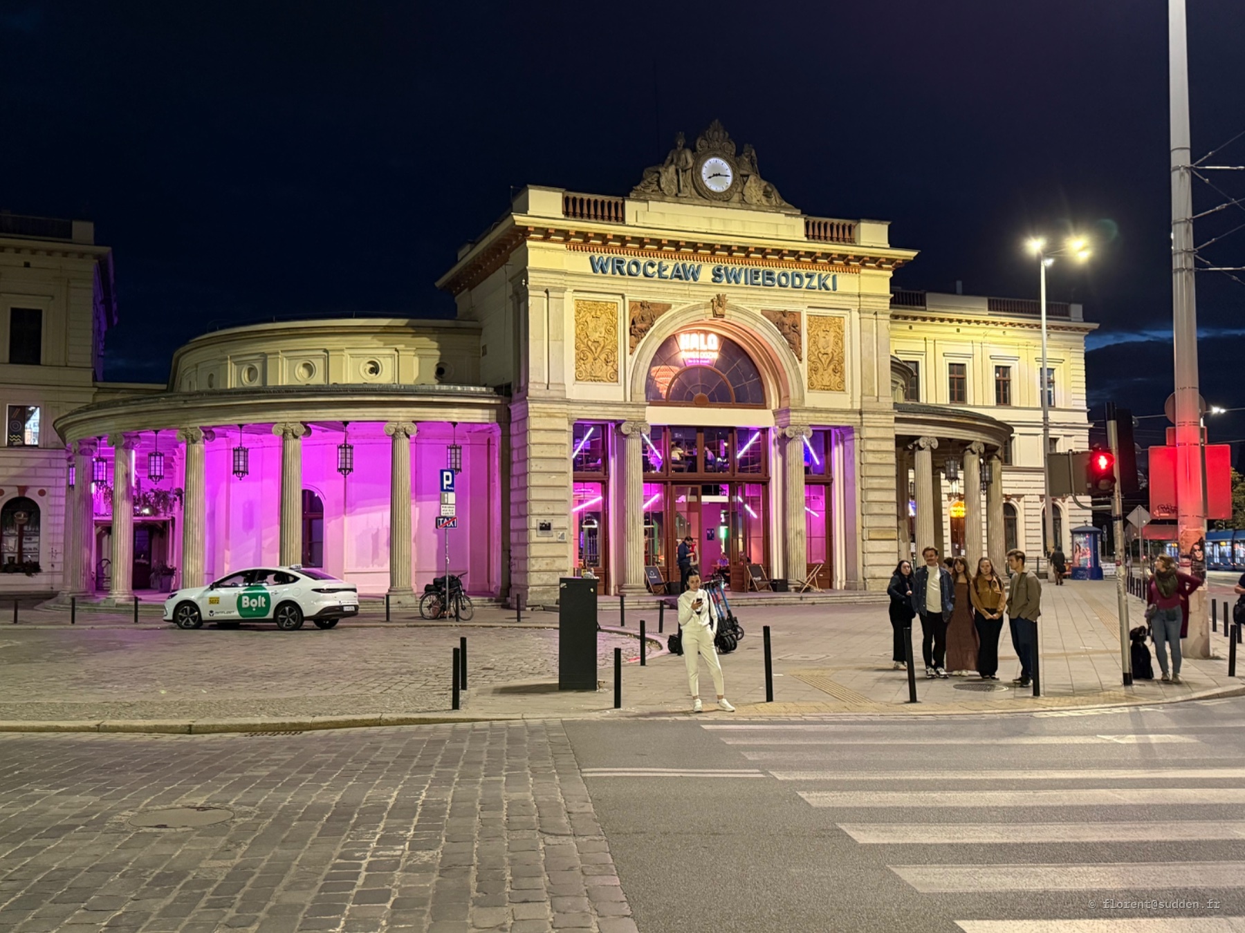 Dworzec Świebodzki // Hala Świebodzki bar & food court