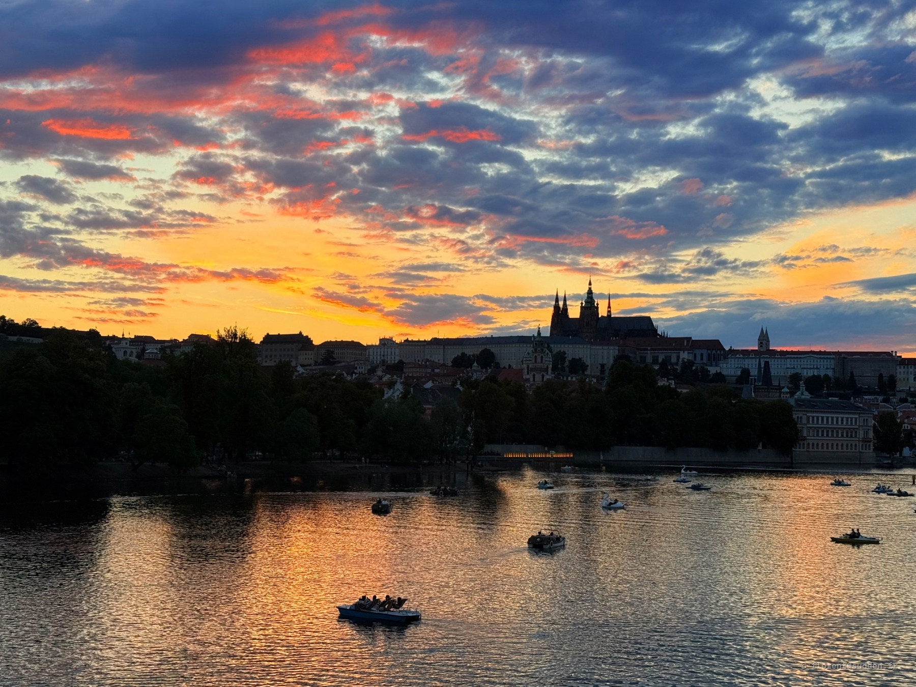 Prague au coucher du soleil