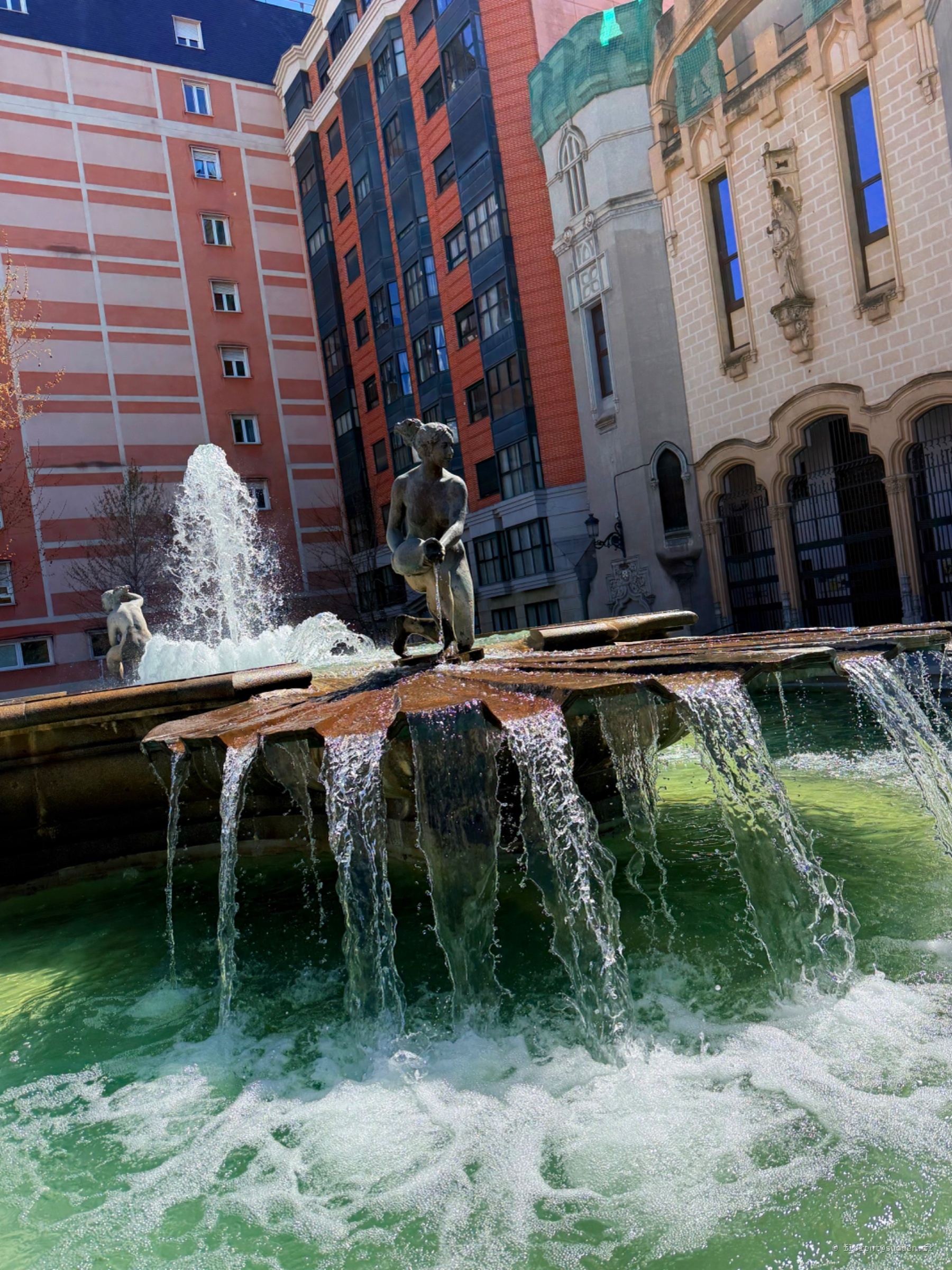 Fontaine Moncloa, Madrid