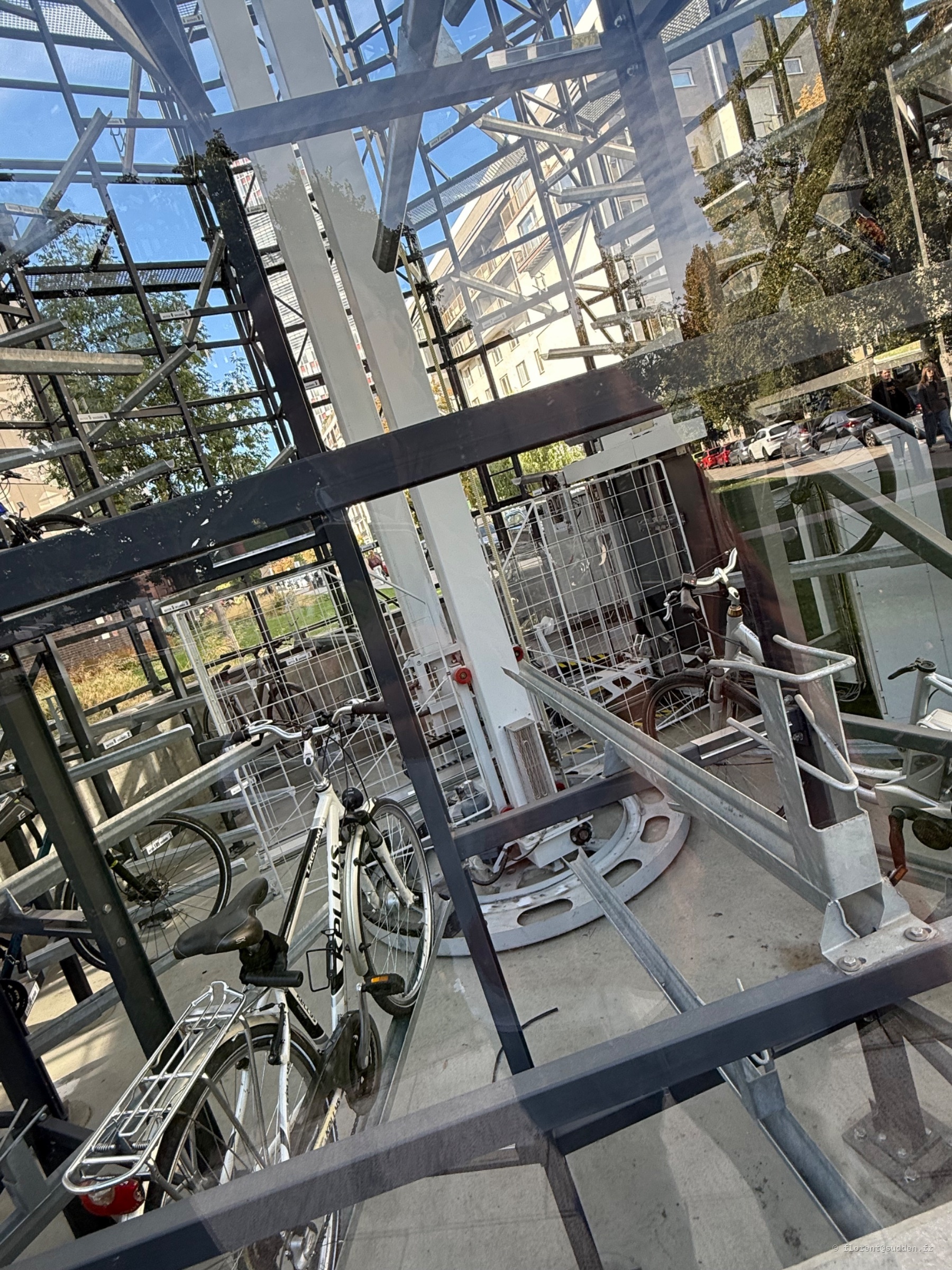 Biketower.