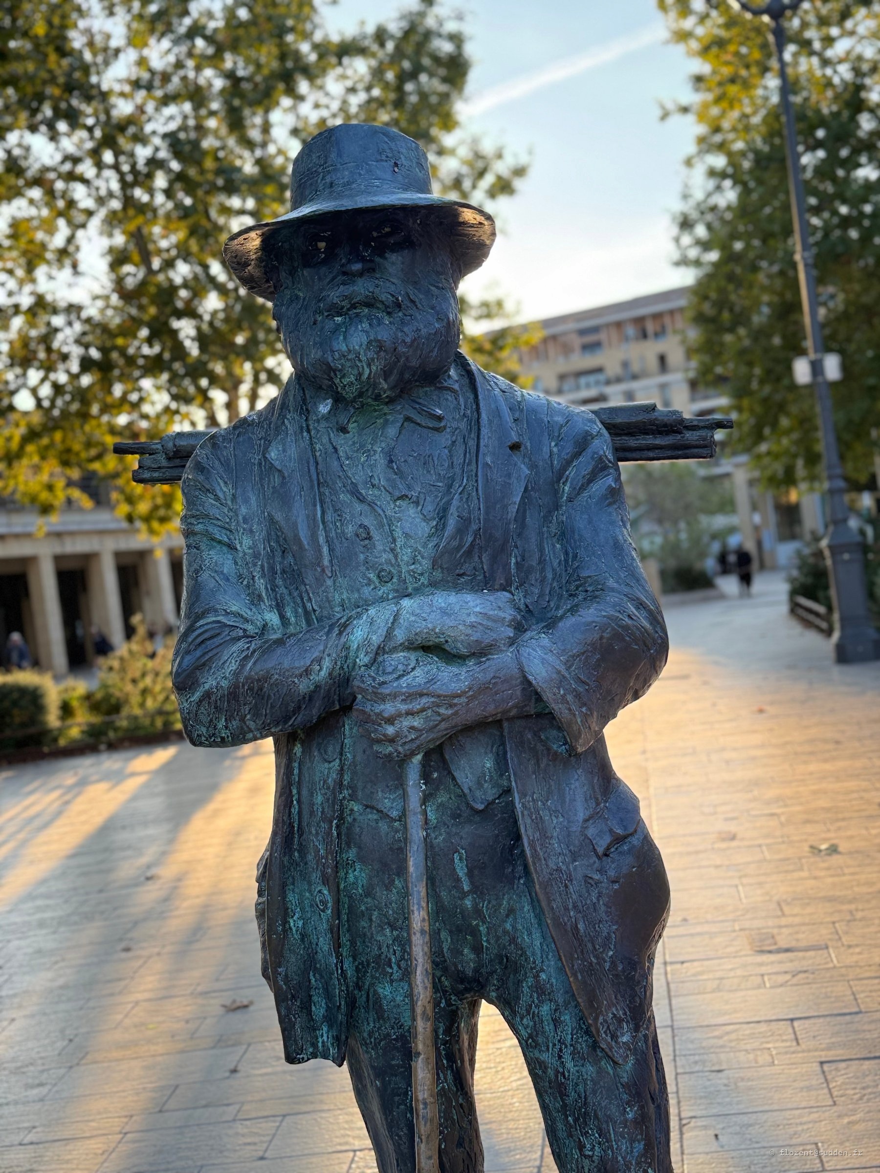 Statue de Cezanne